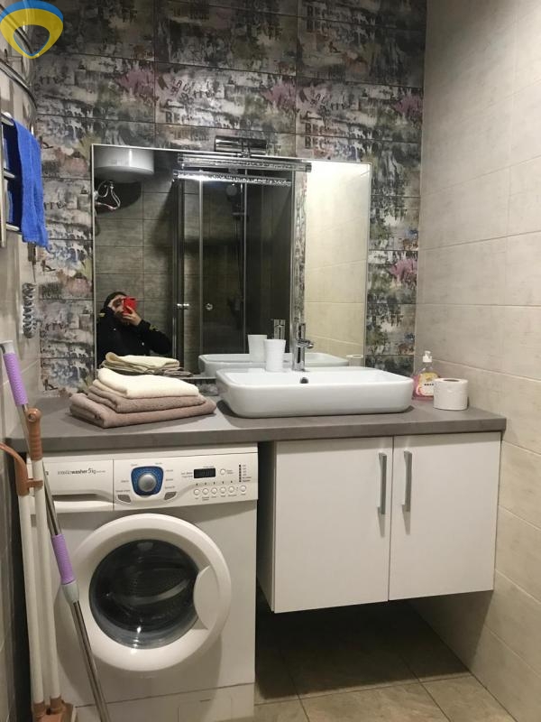 продажа однокомнатной квартиры номер A-174180 в Приморском районе, фото номер 6